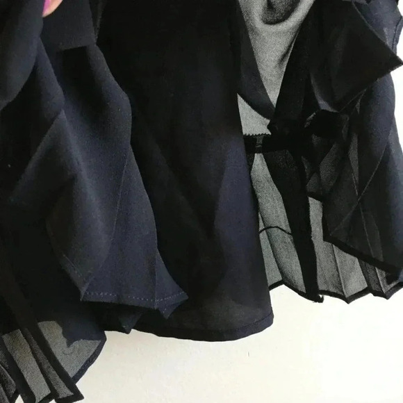 Banana Republic Black Pleated Chiffon Camisole Top Size XS - Picture 7 of 11